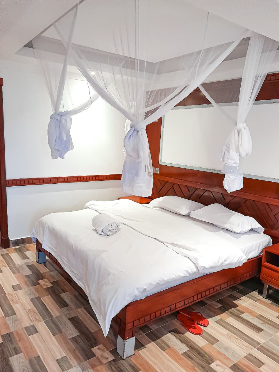 Luxury Rooms